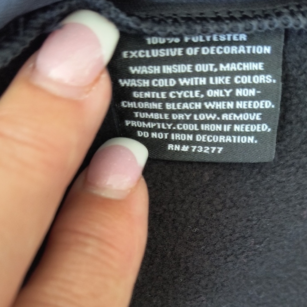 Fila Black and Pink Chevron Performance Jacket - Picture 8 of 8